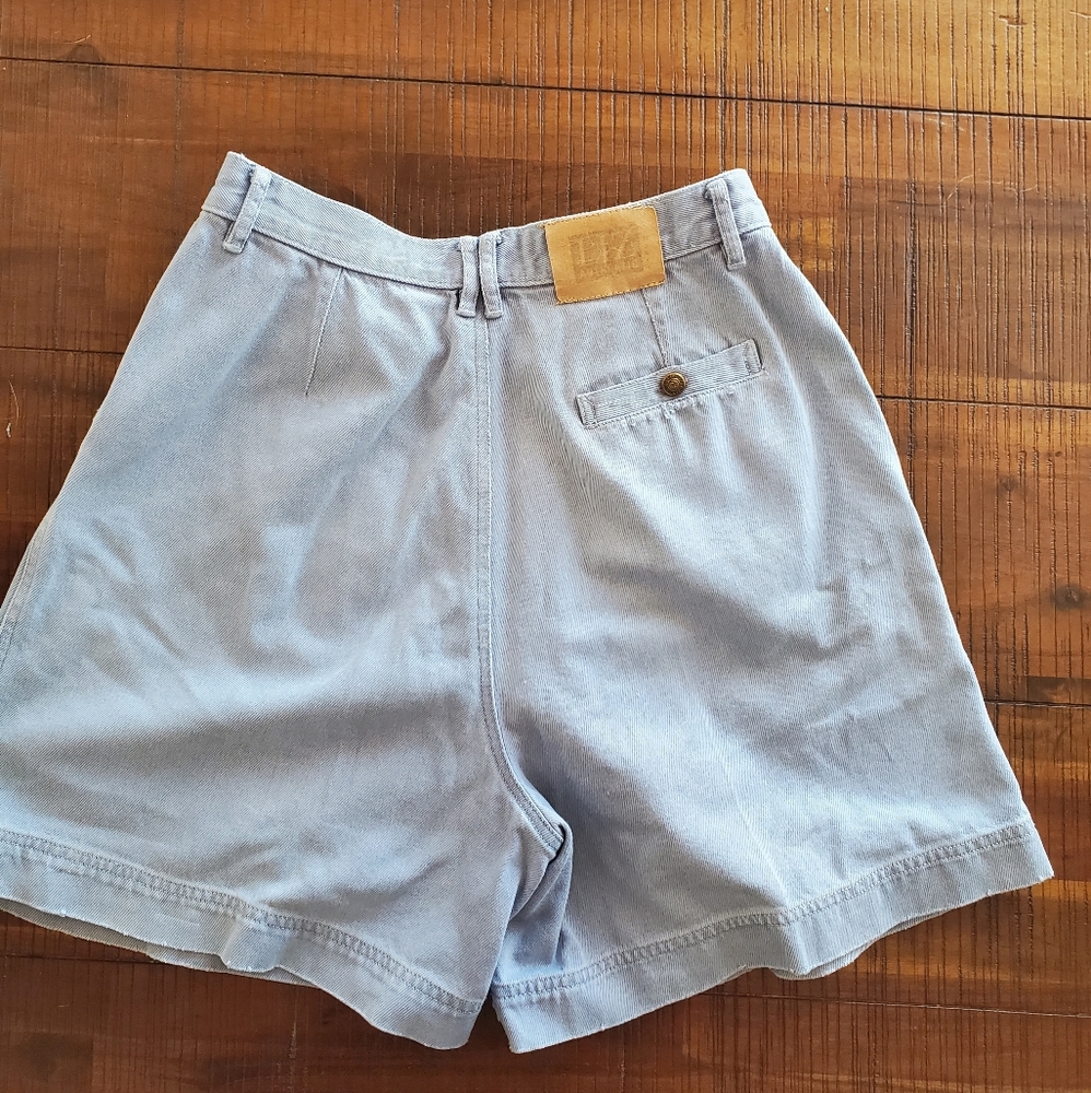 Vintage high waisted shorts by Liz wear